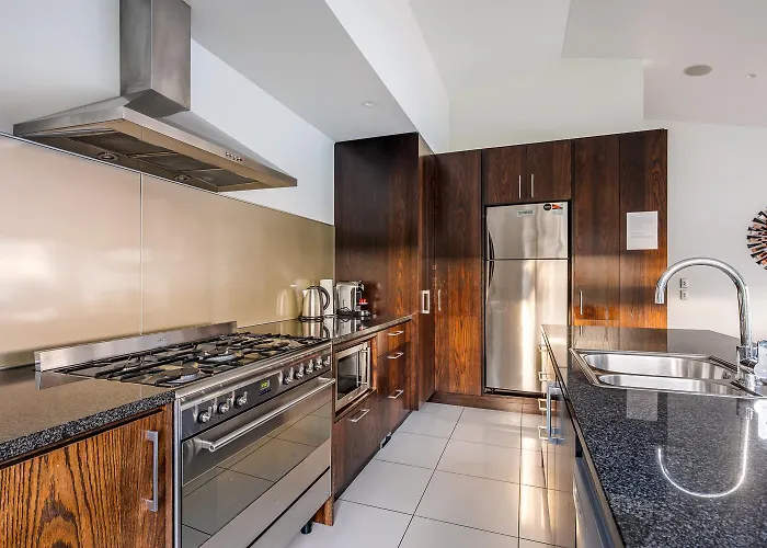 2 Lakeview Heights * Wanaka